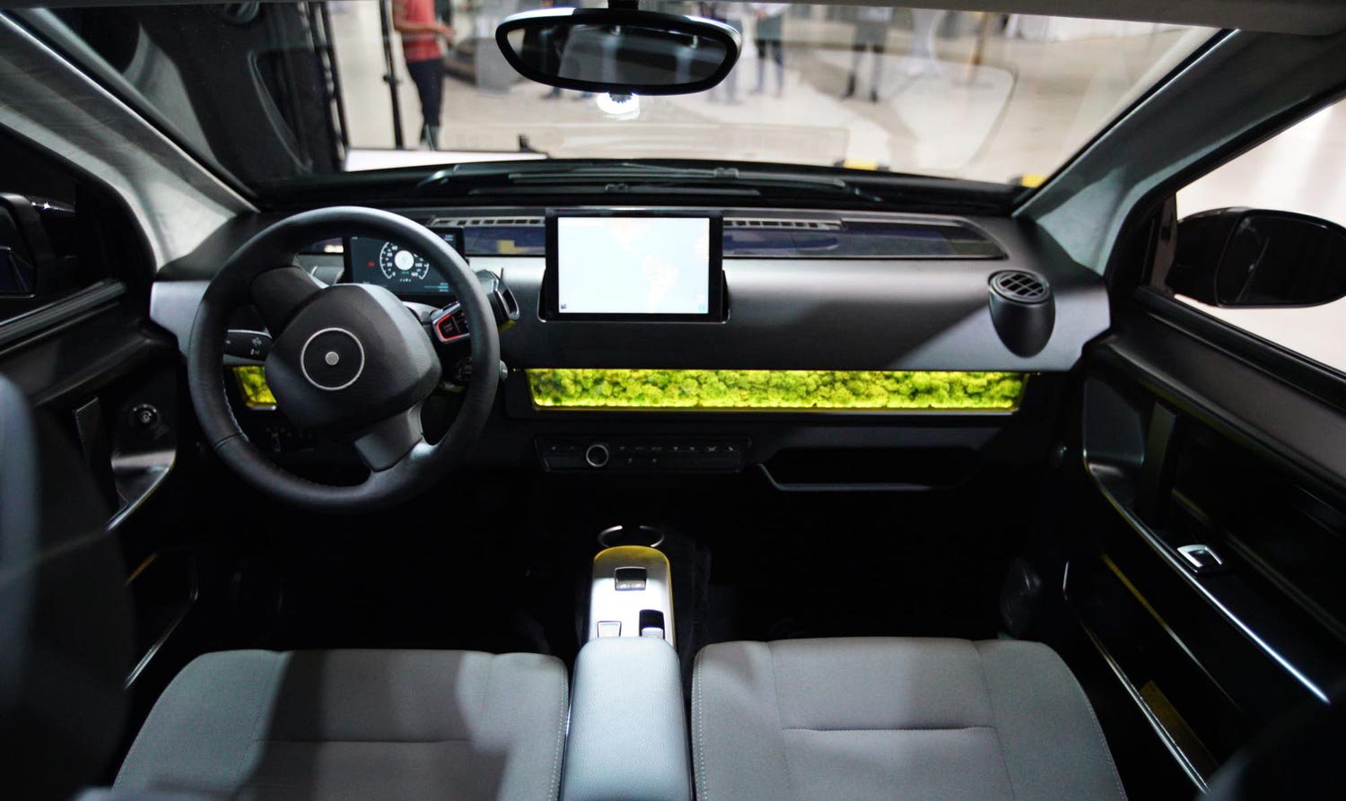 Представлен новый автомобиль Sono SION стоимостью €16000, работающий полностью от солнечных батарей